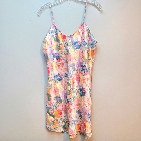 ME 2 BY MISS ELAINE | Floral Chemise, Sz. M - Picture 1 of 7